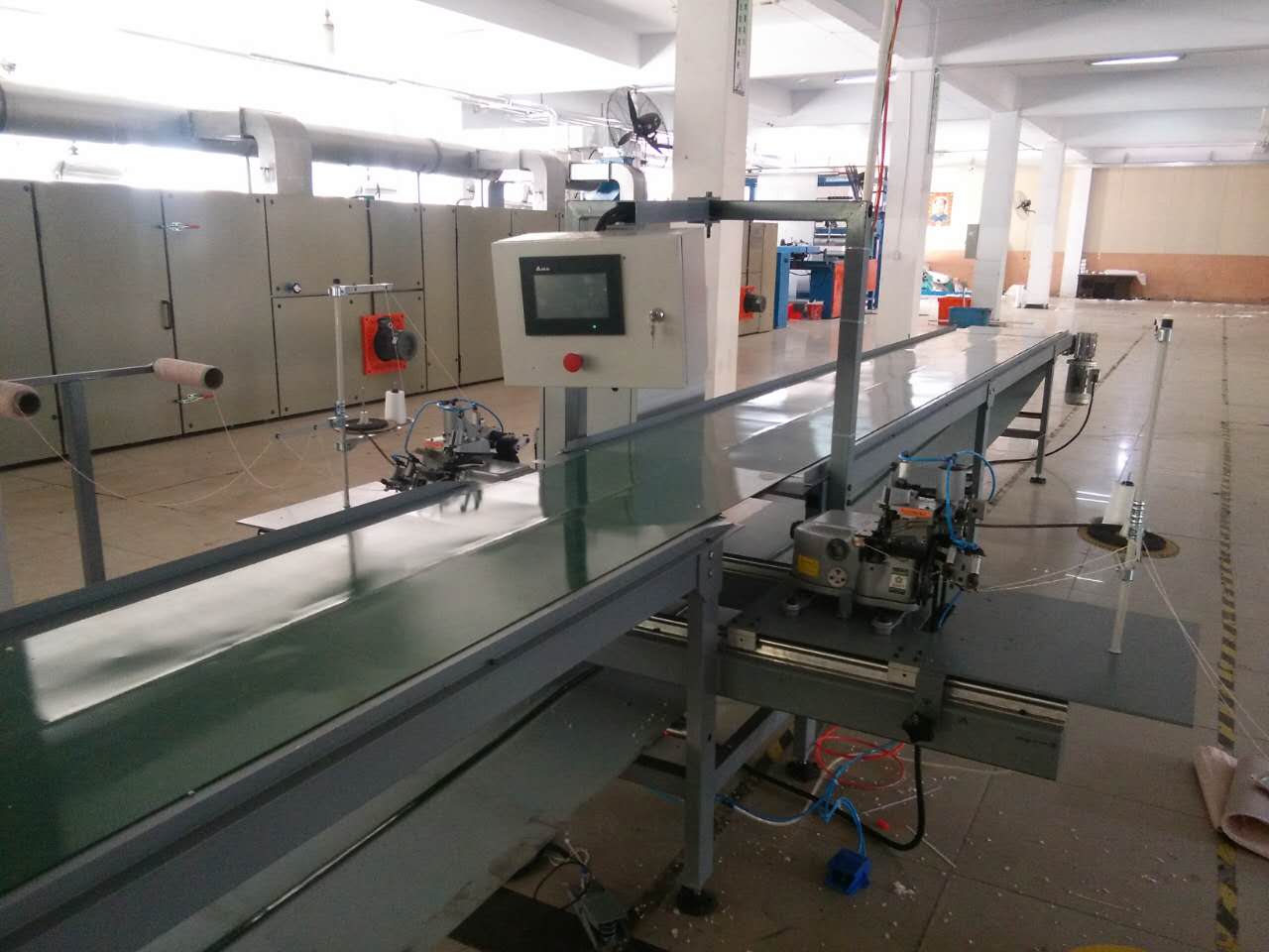 地毯自動鎖邊機